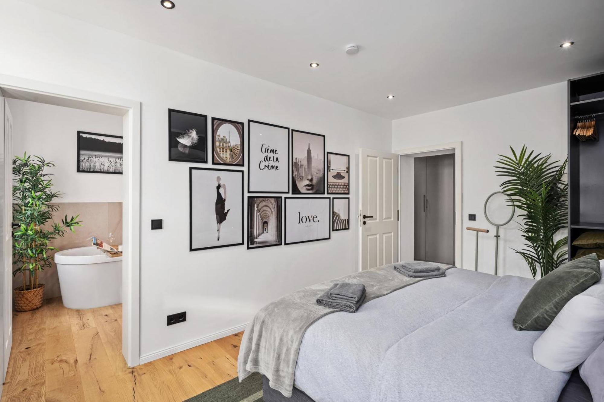 Edler Wohnraum Schlossteich-Suite 3 Sz Mit Zwei Balkonen, Kaffeevollautomat, Kamin, Klima, Lift & Zwei Parkplaetzen Хемніц Екстер'єр фото